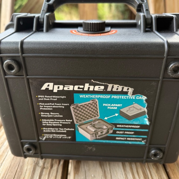 Apache 1800 weatherproof protection case - Picture 6 of 6